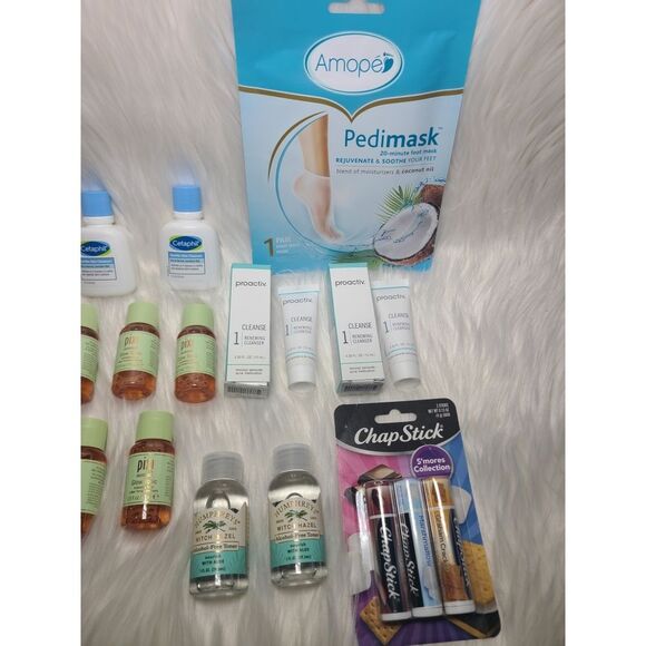 NEW 21pc Assorted Beauty Bundle - Picture 4 of 12